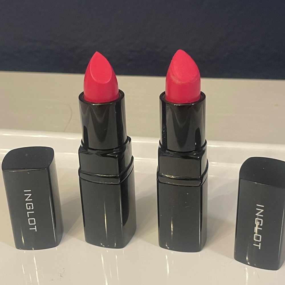 AUTHENTIC INGLOT Lipstick (1x lipstick used, 1x new) color 421